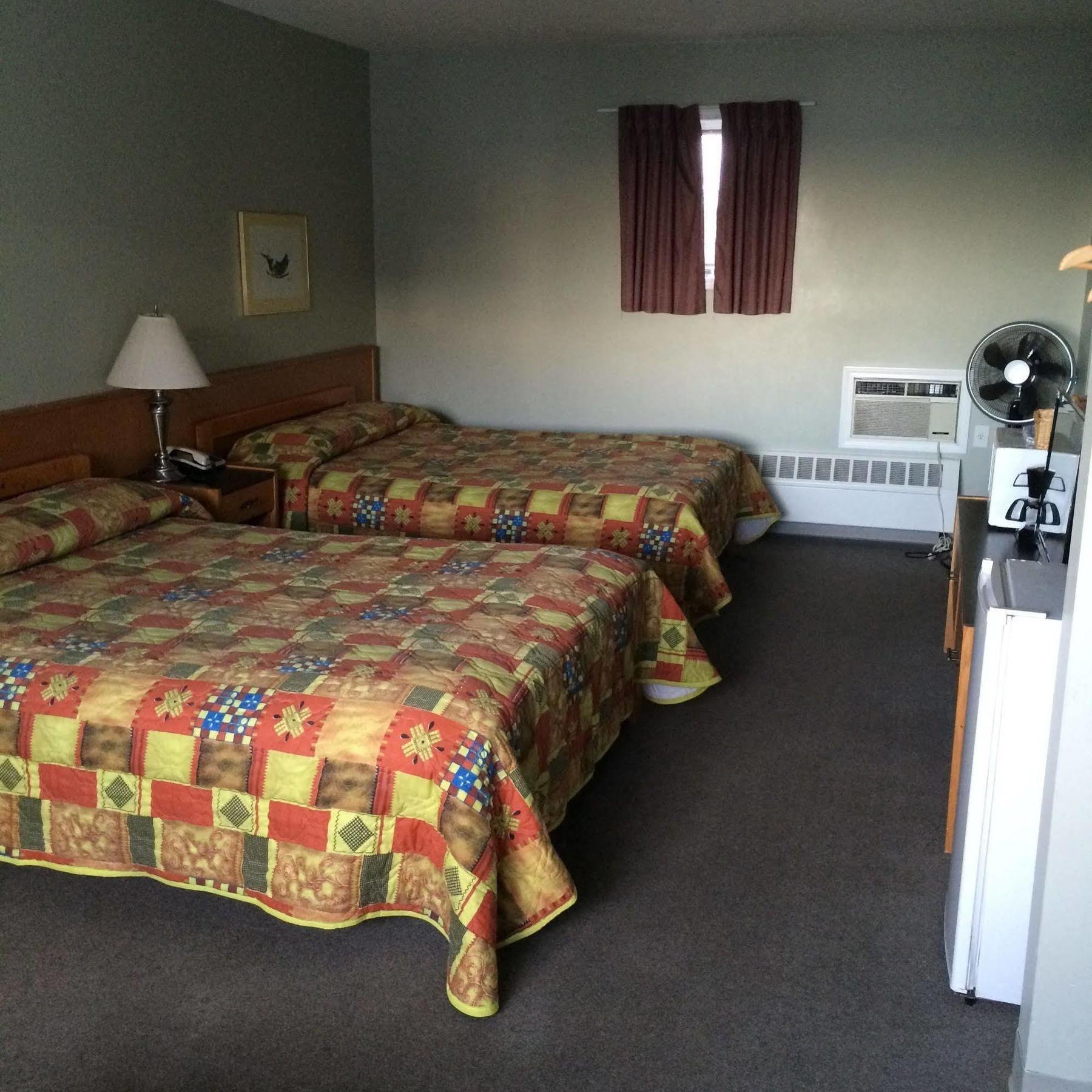 Raccoon Lodge Motel Sylvan Lake Esterno foto